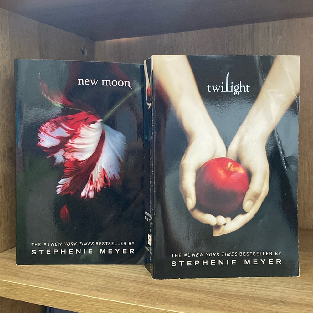 Twilight and new moon books
